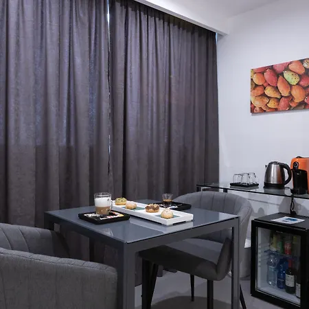 מלון Suite Palermo Apartment