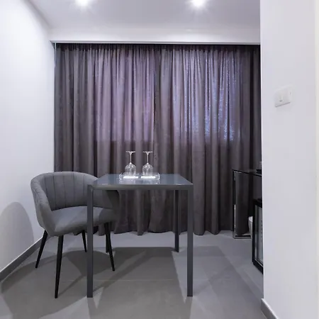 מלון Suite Palermo Apartment פלרמו
