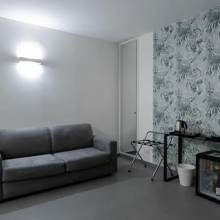 Suite Palermo Apartment מלון